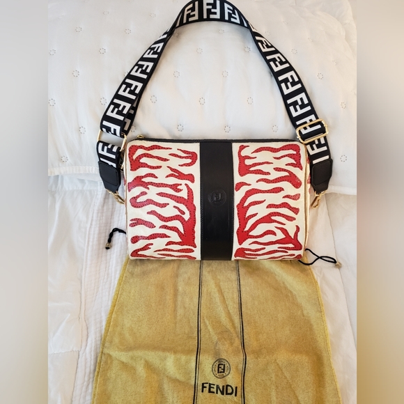 Fendi shoulder bag - Picture 9 of 11